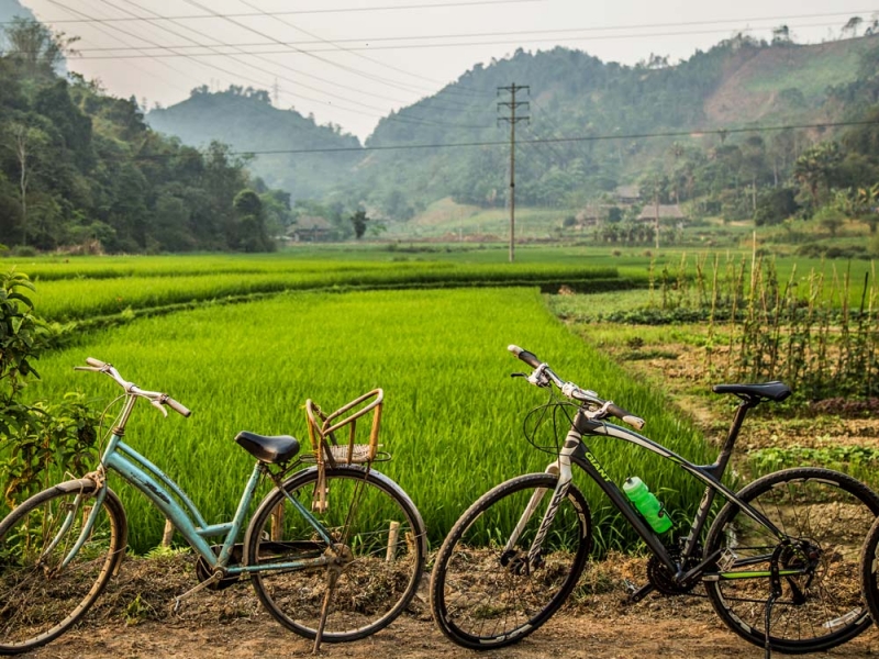 freedom treks bike and boat vietnam
